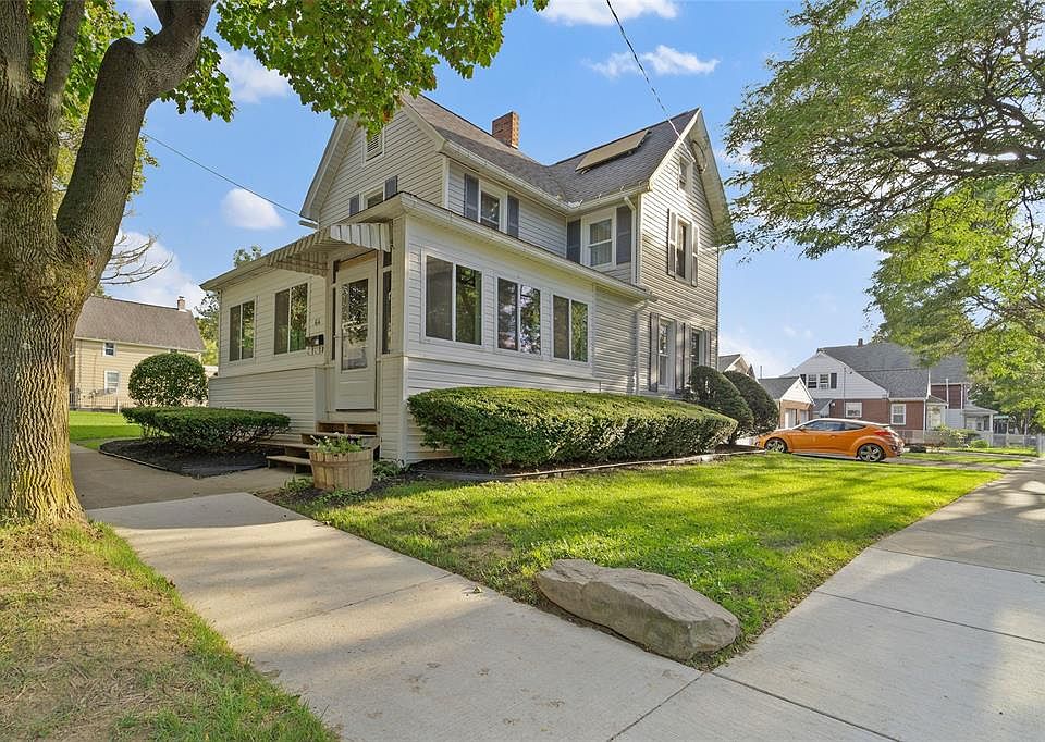 1st image of 64 Baldwin St