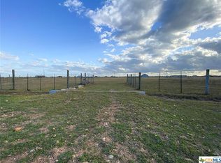 730 Shady Hollow Rd, Victoria, TX 77904