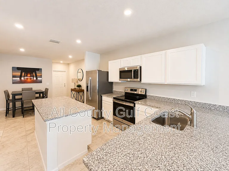 14273 Crimson Ave — Photo 6