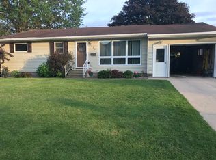 112 E McKinley St, Caledonia, MN 55921