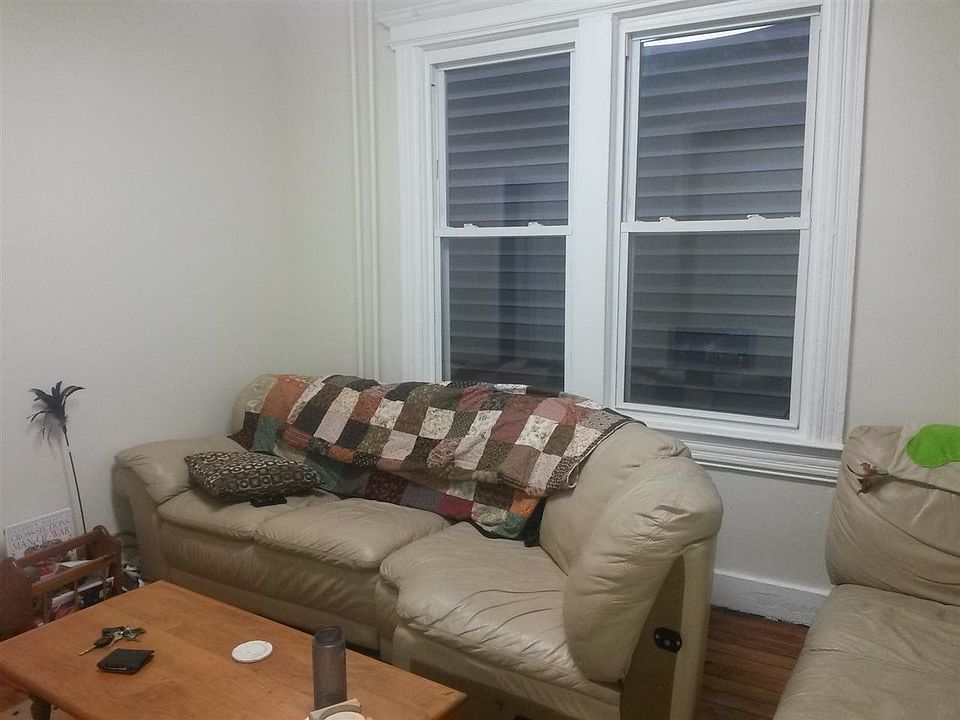 2nd image of 18 Delaware Ave