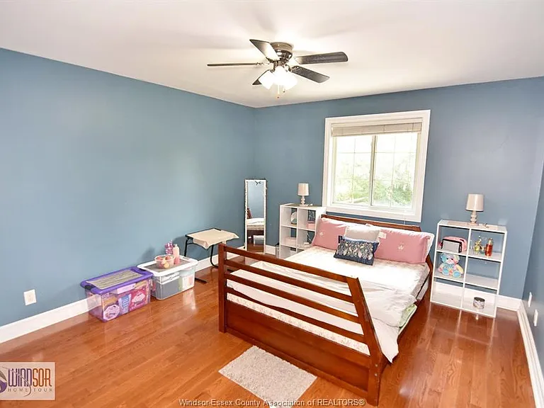 4305 Casgrain Dr #UPPER — Photo 29