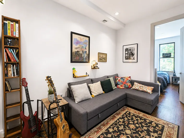 177 Wyckoff Ave #1L — Photo 2