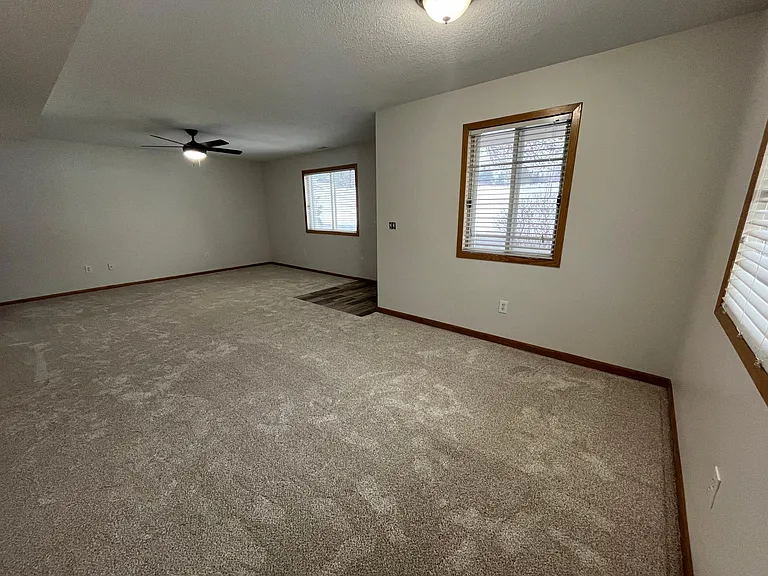 15962 Granada Ave — Photo 1