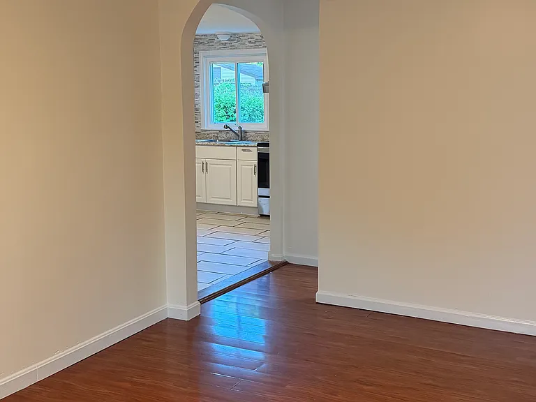 1 Eugene St #1 — Photo 5