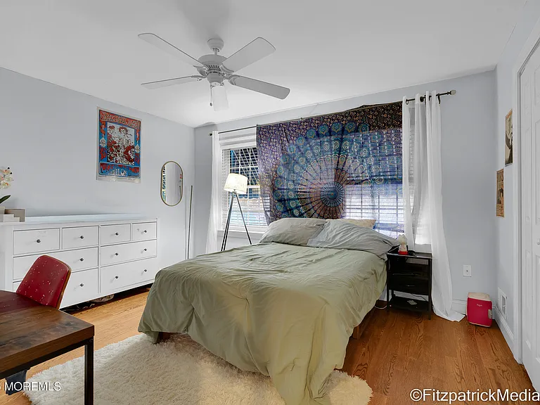 331 Richmond Ave — Photo 13