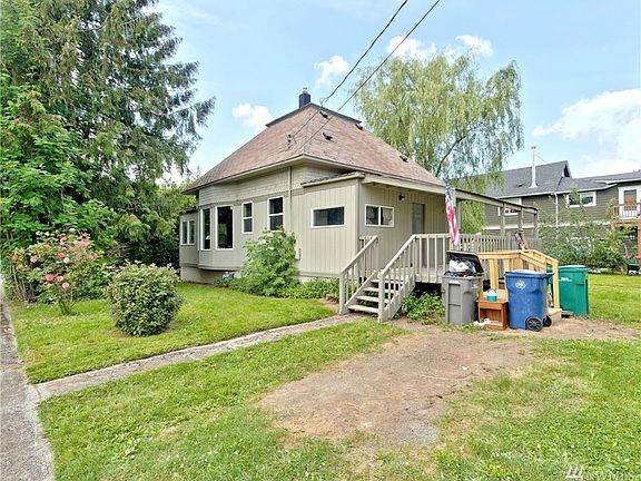4th image of 8384 Euclid Ave SE