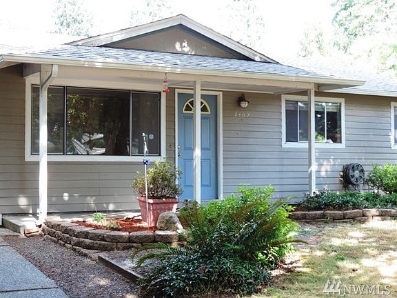 4th image of 1409 218th St SW