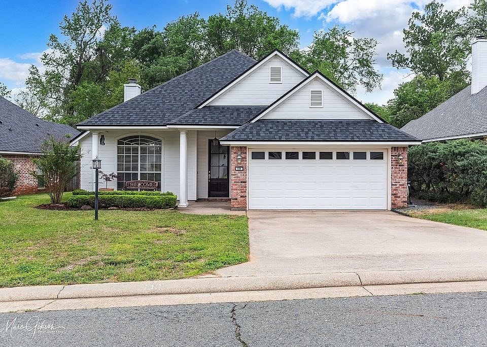 1st image of 106 Red Fox Cir