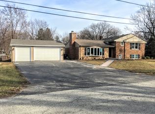 12413 S 70th Ct, Palos Heights, IL 60463