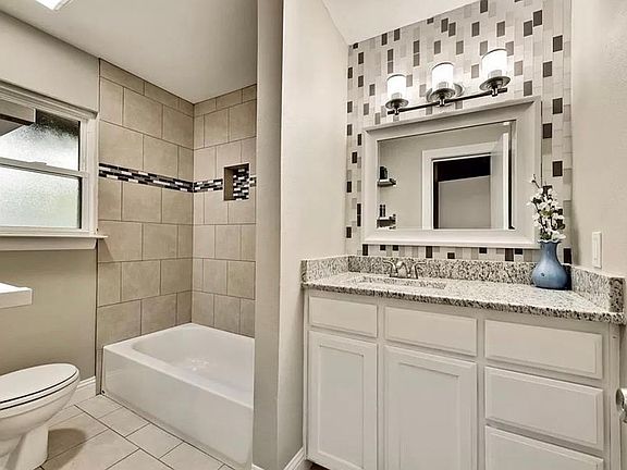 5th image of 1304 Marshalldale Dr