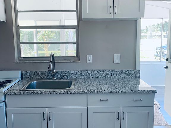 5th image of 9252 N Santos Dr