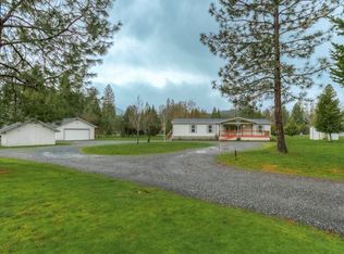 195 Penny Ln, Grants Pass, OR 97527