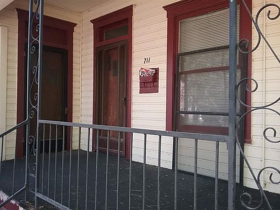 2nd image of 711 N Pennsylvania Ave