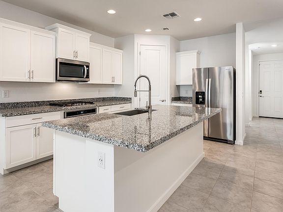 5th image of 17858 W Pinnacle Vista Dr