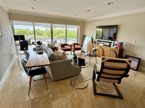 2451 Brickell Ave, Miami, FL