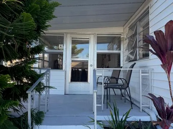 2429 SE Penny Lane, Stuart, FL 34997