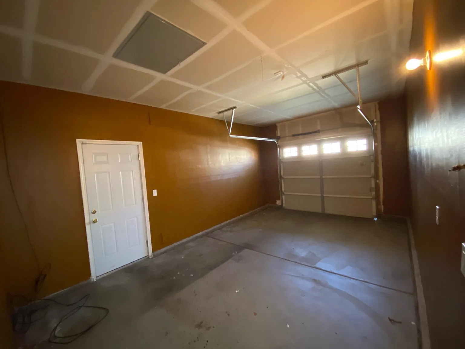 5629 Lilyview Way — Photo 2