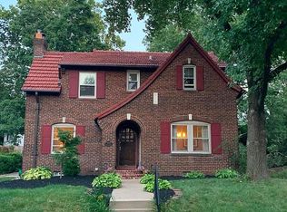 7525 Stanford Ave, Saint Louis, MO 63130