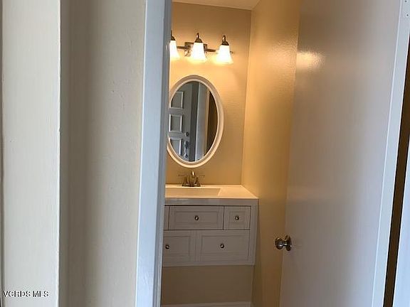 2nd image of 631 Valley Oak Ave