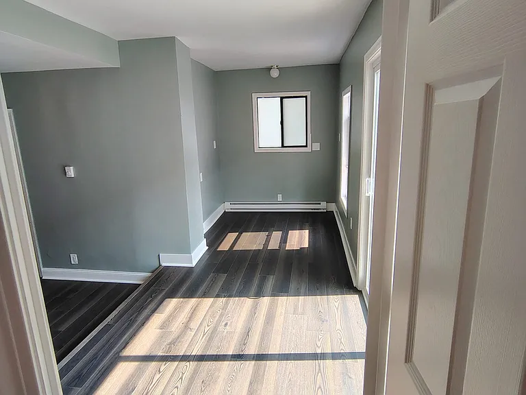 60 Harrison St #2 — Photo 3