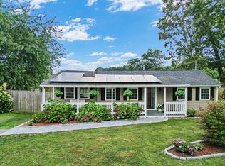 12 E Public St, Assonet, MA 02702