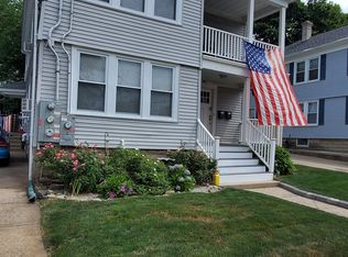 43-45 Auburn St, Pawtucket, RI 02860