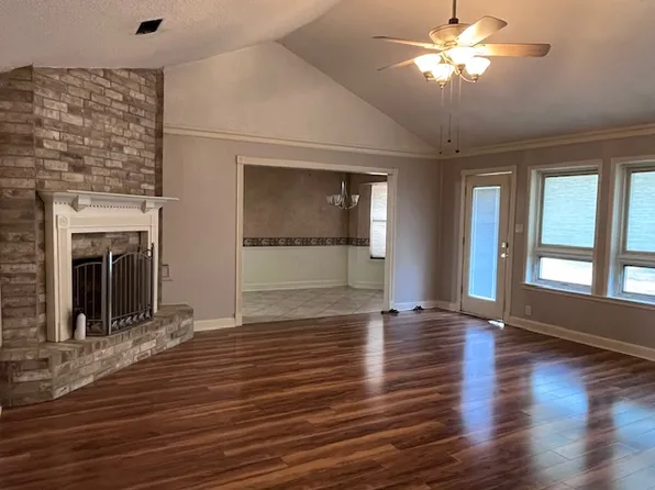 2026 Eagle Point Rd, Crosby, TX 77532