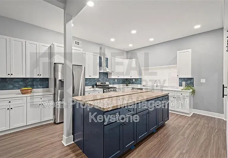 6319 Saint Marie St — Photo 21