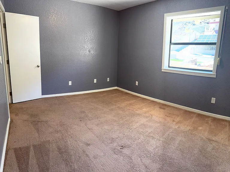 857 Robinson Ln — Photo 19