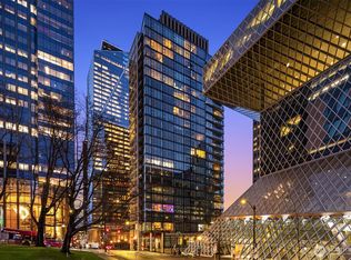 909 5th Avenue #204, Seattle, WA