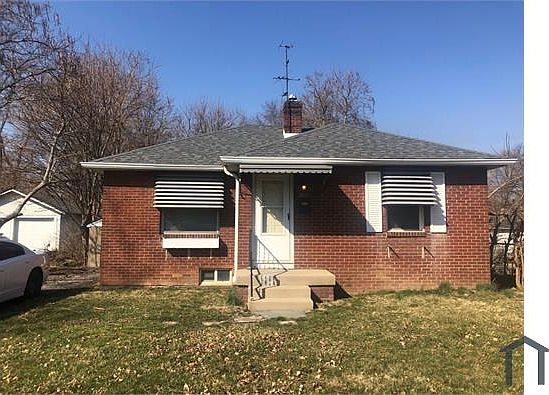 1st image of 5526 E 21st St