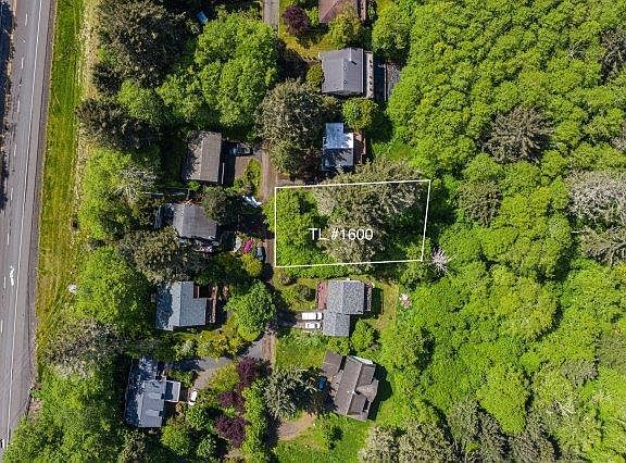 3rd image of 46490 Terrace Dr