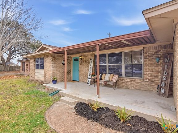 2nd image of 2002 Mission Dr