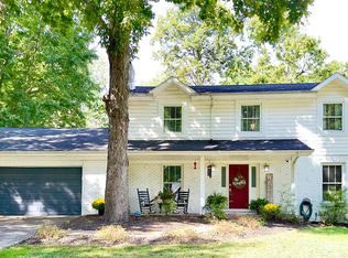 5055 Landview Dr, Newburgh, IN 47630