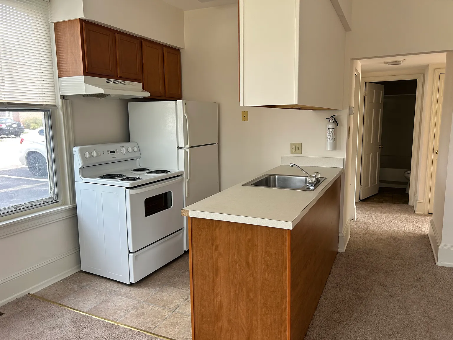 2 bed, 900 sqft, $1,750 — Photo 2