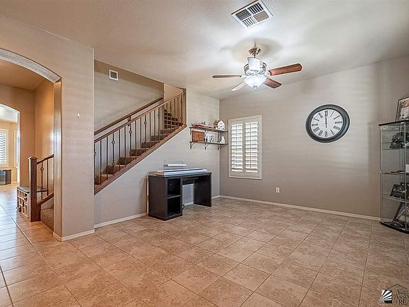 3rd image of 3723 W 39th St