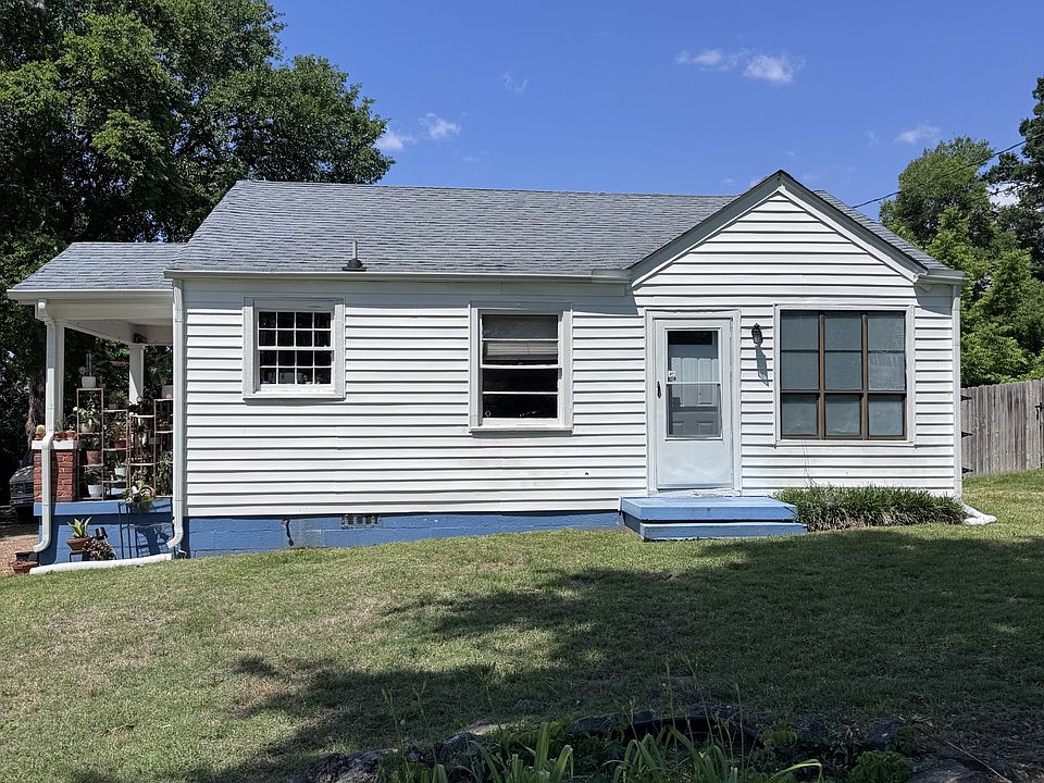 1st image of 2618 Woodyhill Dr