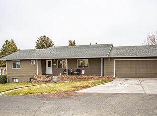 275 NW 6th St, Dufur, OR 97021