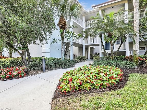4th image of 760 Waterford DR #102
