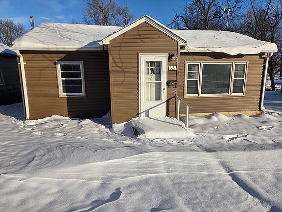 2nd image of 621 4th St