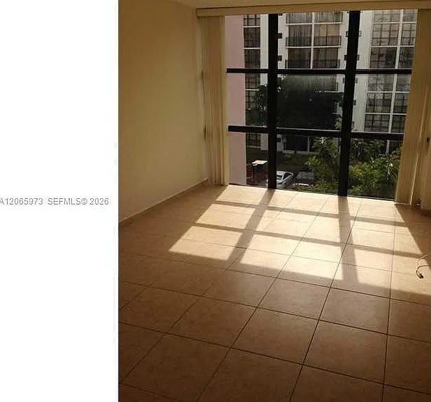 16919 N Bay Rd #420 — Photo 13