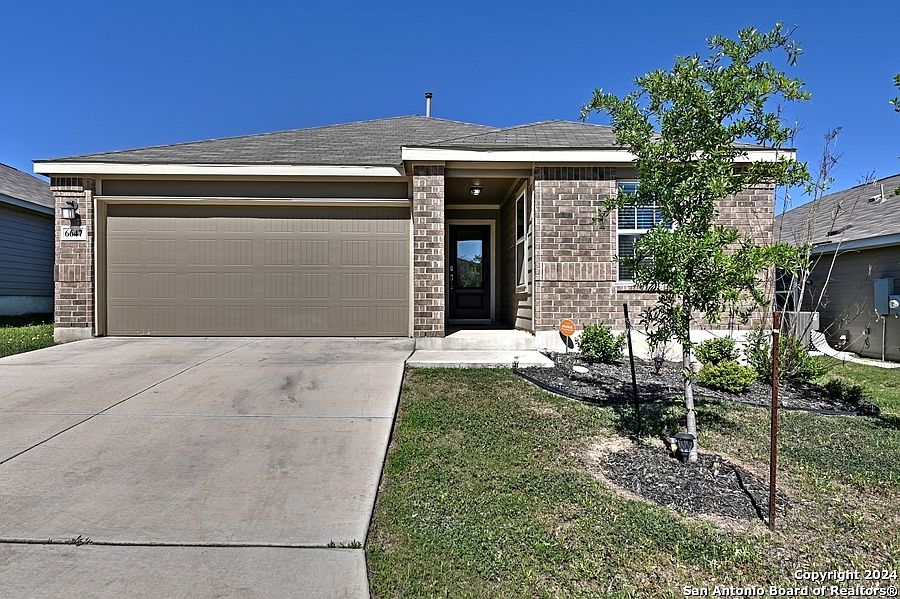 1st image of 6647 Beehive Dr.