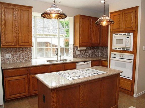 4th image of 22111 Crossbrook Dr