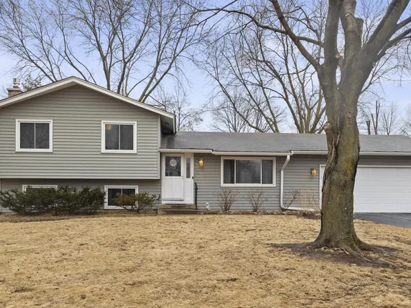 2103 E 115th St, Burnsville, MN 55337