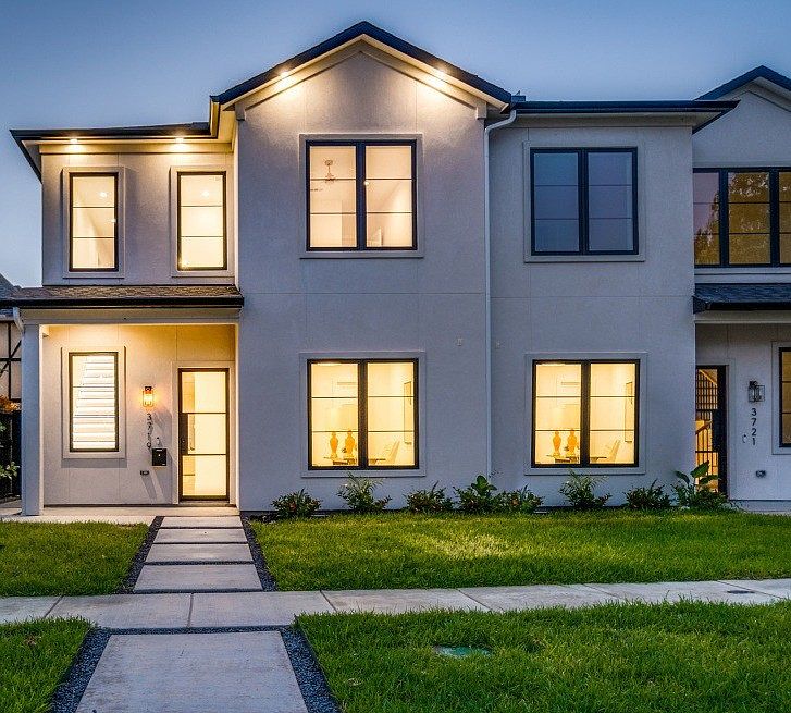 1st image of 3719 W Beverly Dr
