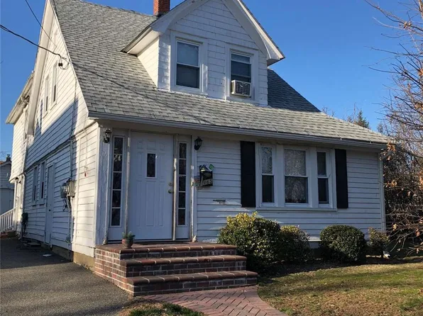 165 Lewis Avenue, Westbury, NY 11590