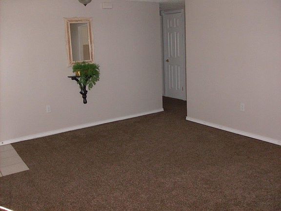 2nd image of 2713 N Muskingum Ave