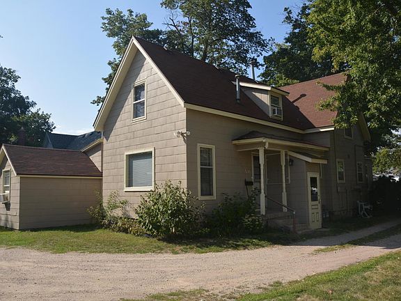 4th image of 80 Centennial Ave E