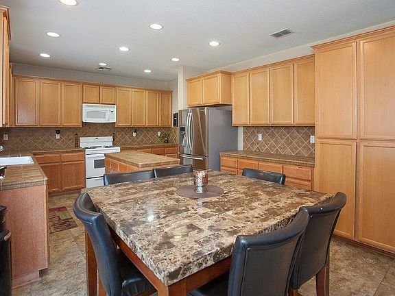 2nd image of 2114 Oak Branch Dr